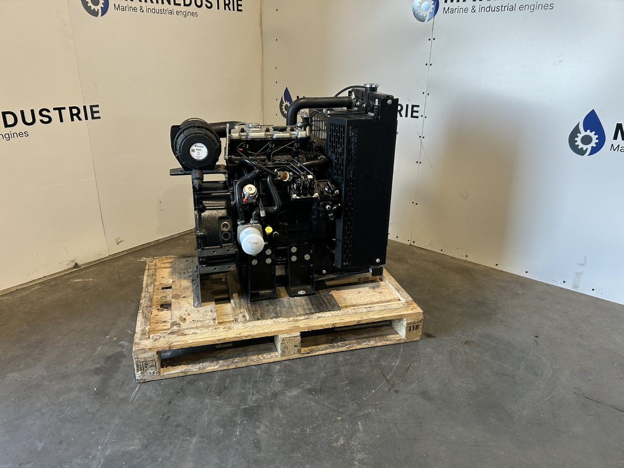 Perkins 403D-15 (GK) - Engine for Construction machinery: picture 1 Perkins 403D-15 (GK) - Engine for Construction machinery: picture 1