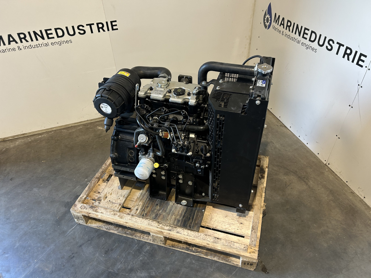 Perkins 403D-15 (GK) - Engine for Construction machinery: picture 4 Perkins 403D-15 (GK) - Engine for Construction machinery: picture 4