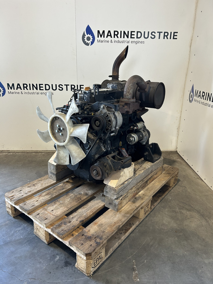 Yanmar 4TNV98 - Engine for Construction machinery: picture 2 Yanmar 4TNV98 - Engine for Construction machinery: picture 2