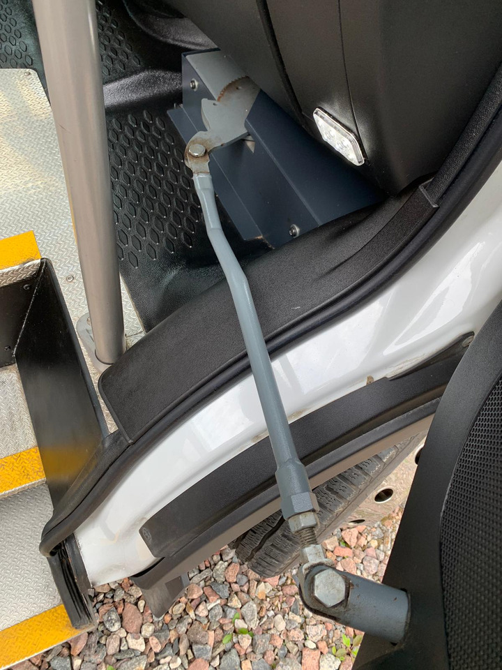 Coach Iveco Daily- 21 Miejsc: picture 21