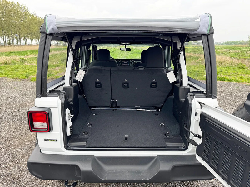 Jeep Wrangler 4x4 3.0 Diesel UNLIMITED SPORT 5 DOORS - EURO 6 - NEW!! LARGE QUANTITY AVAILABLE!! - Pickup truck: picture 5 Jeep Wrangler 4x4 3.0 Diesel UNLIMITED SPORT 5 DOORS - EURO 6 - NEW!! LARGE QUANTITY AVAILABLE!! - Pickup truck: picture 5