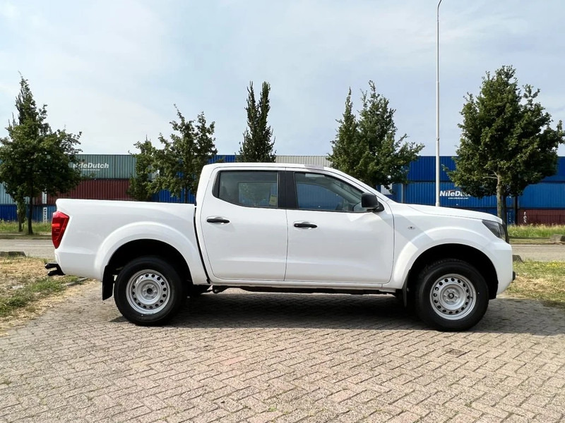 Nissan Navara 4x4 - 22 UNITS - 2.5 D Double Cab - XE - EURO 2 - NEW!! READY FOR WORK!!! - Pickup truck, Combi van: picture 5 Nissan Navara 4x4 - 22 UNITS - 2.5 D Double Cab - XE - EURO 2 - NEW!! READY FOR WORK!!! - Pickup truck, Combi van: picture 5