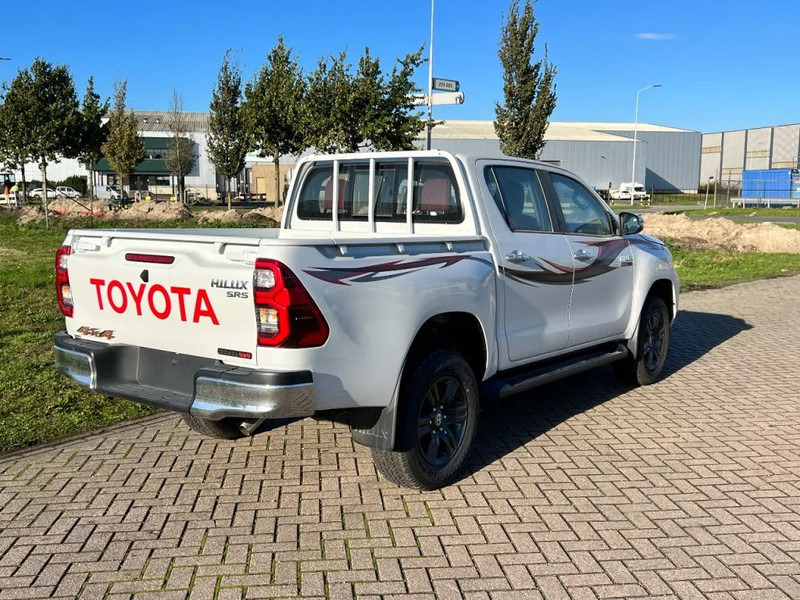 Toyota Hilux GLX SR5 4x4 - 2 UNITS IN STOCK - 2.4 D Double Cab - EURO 2 - NEW!! - Pickup truck, Combi van: picture 5 Toyota Hilux GLX SR5 4x4 - 2 UNITS IN STOCK - 2.4 D Double Cab - EURO 2 - NEW!! - Pickup truck, Combi van: picture 5
