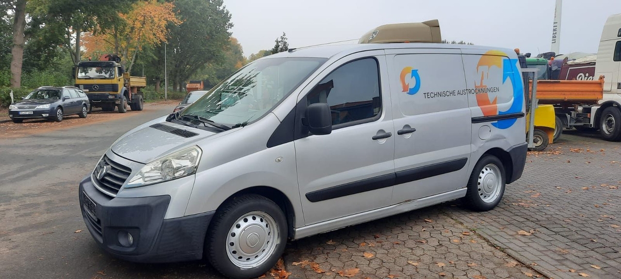 Fiat Scudo Klima 2xSchiebetür - Small van: picture 1 Fiat Scudo Klima 2xSchiebetür - Small van: picture 1
