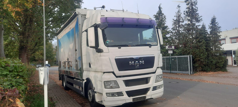 MAN TGX 18.360PS 4x2 G.Haus Kran+Funk - Curtainsider truck, Crane truck: picture 2 MAN TGX 18.360PS 4x2 G.Haus Kran+Funk - Curtainsider truck, Crane truck: picture 2