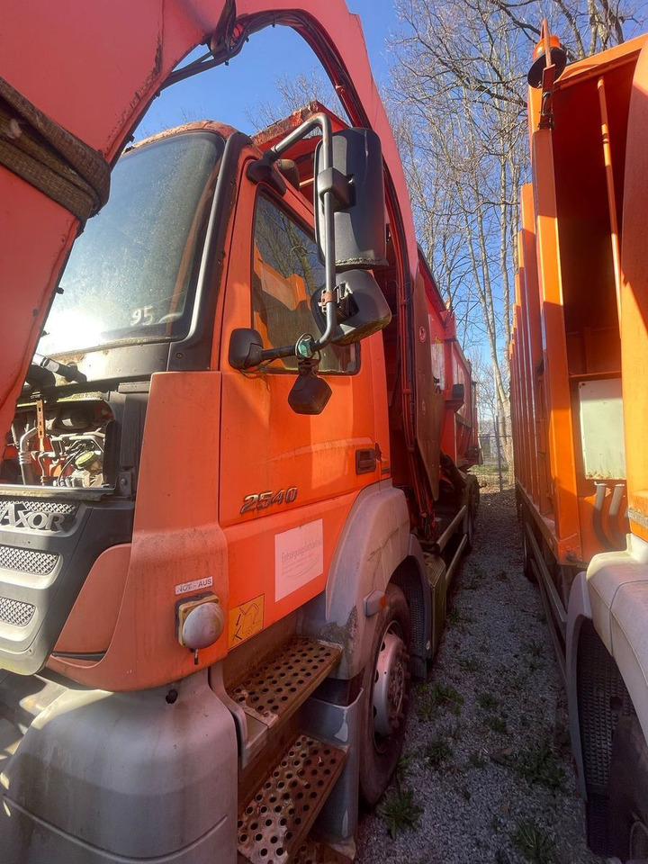 Mercedes-Benz 2540 Axor Müllwagen 6x2 Schalter Klima - Garbage truck: picture 2 Mercedes-Benz 2540 Axor Müllwagen 6x2 Schalter Klima - Garbage truck: picture 2