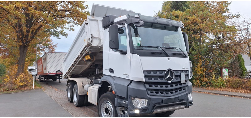 Mercedes-Benz 2648 3348 - Tipper: picture 1 Mercedes-Benz 2648 3348 - Tipper: picture 1