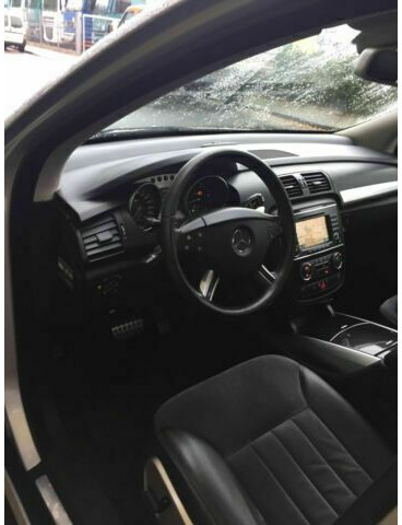 Mercedes-Benz R-Klasse 320 CDI L 4Matic 7G-TRONIC DPF AMG-Paket - Car: picture 3 Mercedes-Benz R-Klasse 320 CDI L 4Matic 7G-TRONIC DPF AMG-Paket - Car: picture 3