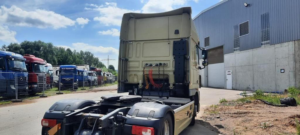 DAF 105-460 Super Spacs G.Haus/Hoch German - Tractor unit: picture 5 DAF 105-460 Super Spacs G.Haus/Hoch German - Tractor unit: picture 5