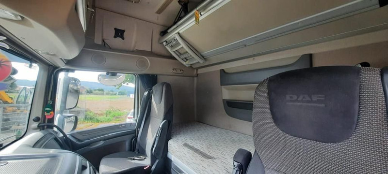 Tractor unit DAF XF 106/460 SSC Vollausstattung: picture 8 Tractor unit DAF XF 106/460 SSC Vollausstattung: picture 8