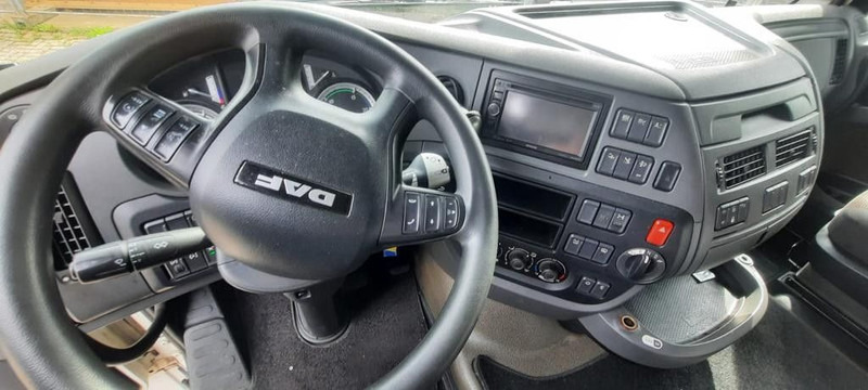 Tractor unit DAF XF 106/460 SSC Vollausstattung: picture 6 Tractor unit DAF XF 106/460 SSC Vollausstattung: picture 6