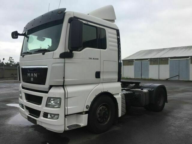 MAN TGX18.440H 4x4 SZM Kipphydraulik - Tractor unit: picture 4 MAN TGX18.440H 4x4 SZM Kipphydraulik - Tractor unit: picture 4