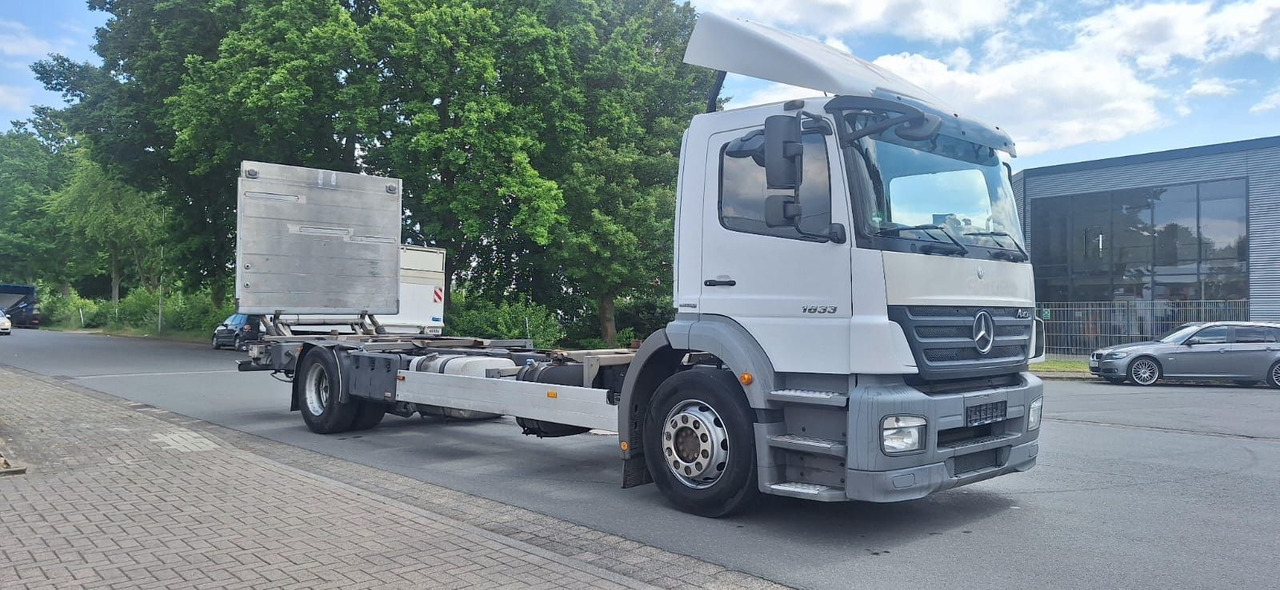 Mercedes-Benz 1833 2 Achser für BDF mit LBW - Tractor unit: picture 2 Mercedes-Benz 1833 2 Achser für BDF mit LBW - Tractor unit: picture 2