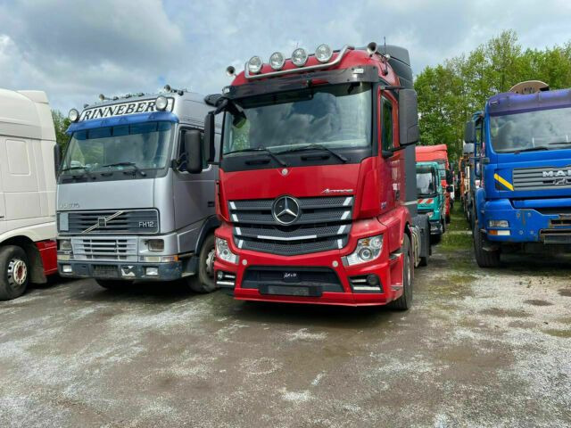 Mercedes-Benz 1842 Actros MP4 Kipperhydraulik - Tractor unit: picture 1 Mercedes-Benz 1842 Actros MP4 Kipperhydraulik - Tractor unit: picture 1