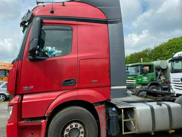 Mercedes-Benz 1842 Actros MP4 Kipperhydraulik - Tractor unit: picture 3 Mercedes-Benz 1842 Actros MP4 Kipperhydraulik - Tractor unit: picture 3
