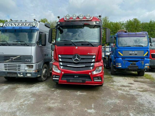 Mercedes-Benz 1842 Actros MP4 Kipperhydraulik - Tractor unit: picture 2 Mercedes-Benz 1842 Actros MP4 Kipperhydraulik - Tractor unit: picture 2