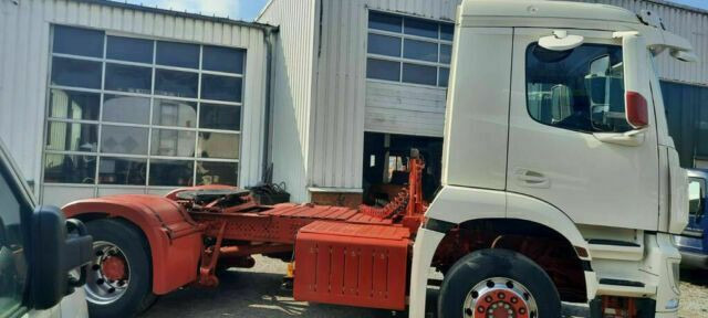Mercedes-Benz 1843 M.Haus E6 Blatt/Luft 1-Hand - Tractor unit: picture 4 Mercedes-Benz 1843 M.Haus E6 Blatt/Luft 1-Hand - Tractor unit: picture 4