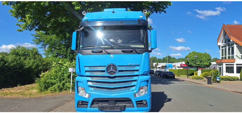 Mercedes-Benz 1845 SZM Mega Spacs Vollausst - Tractor unit: picture 2 Mercedes-Benz 1845 SZM Mega Spacs Vollausst - Tractor unit: picture 2