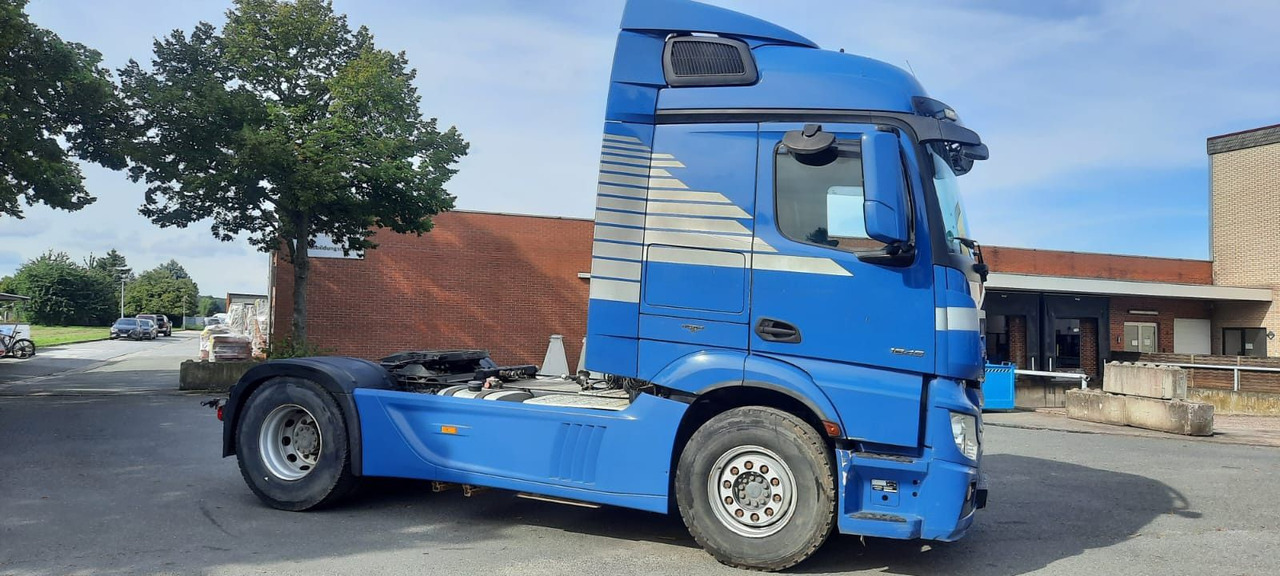 Mercedes-Benz 1845LS Actros 4x2 SZM Voll. StreamSpace - Tractor unit: picture 3 Mercedes-Benz 1845LS Actros 4x2 SZM Voll. StreamSpace - Tractor unit: picture 3