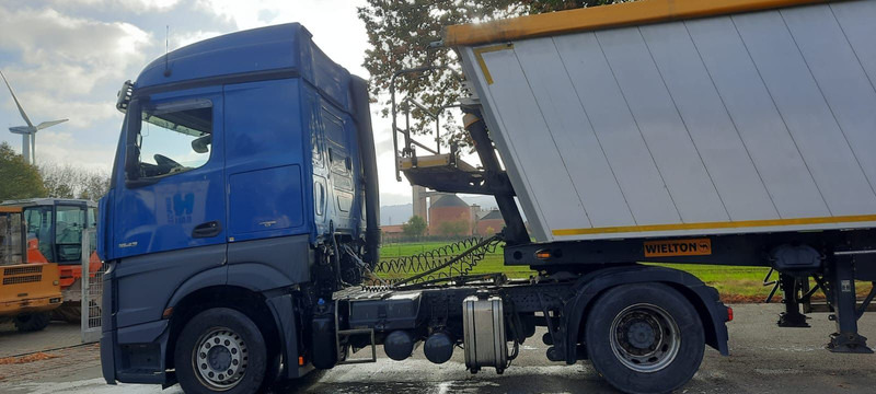Mercedes-Benz Actros 1843LS 4x2 G.Haus/Hochdach Kipphyd./2-Kre - Tractor unit: picture 5 Mercedes-Benz Actros 1843LS 4x2 G.Haus/Hochdach Kipphyd./2-Kre - Tractor unit: picture 5