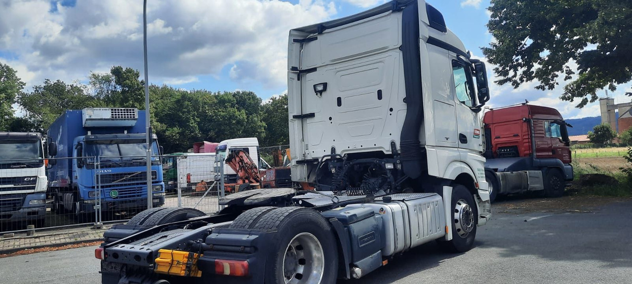 Mercedes-Benz Actros 1843LS Stream Space Kompressor:D9000 - Tractor unit: picture 4 Mercedes-Benz Actros 1843LS Stream Space Kompressor:D9000 - Tractor unit: picture 4
