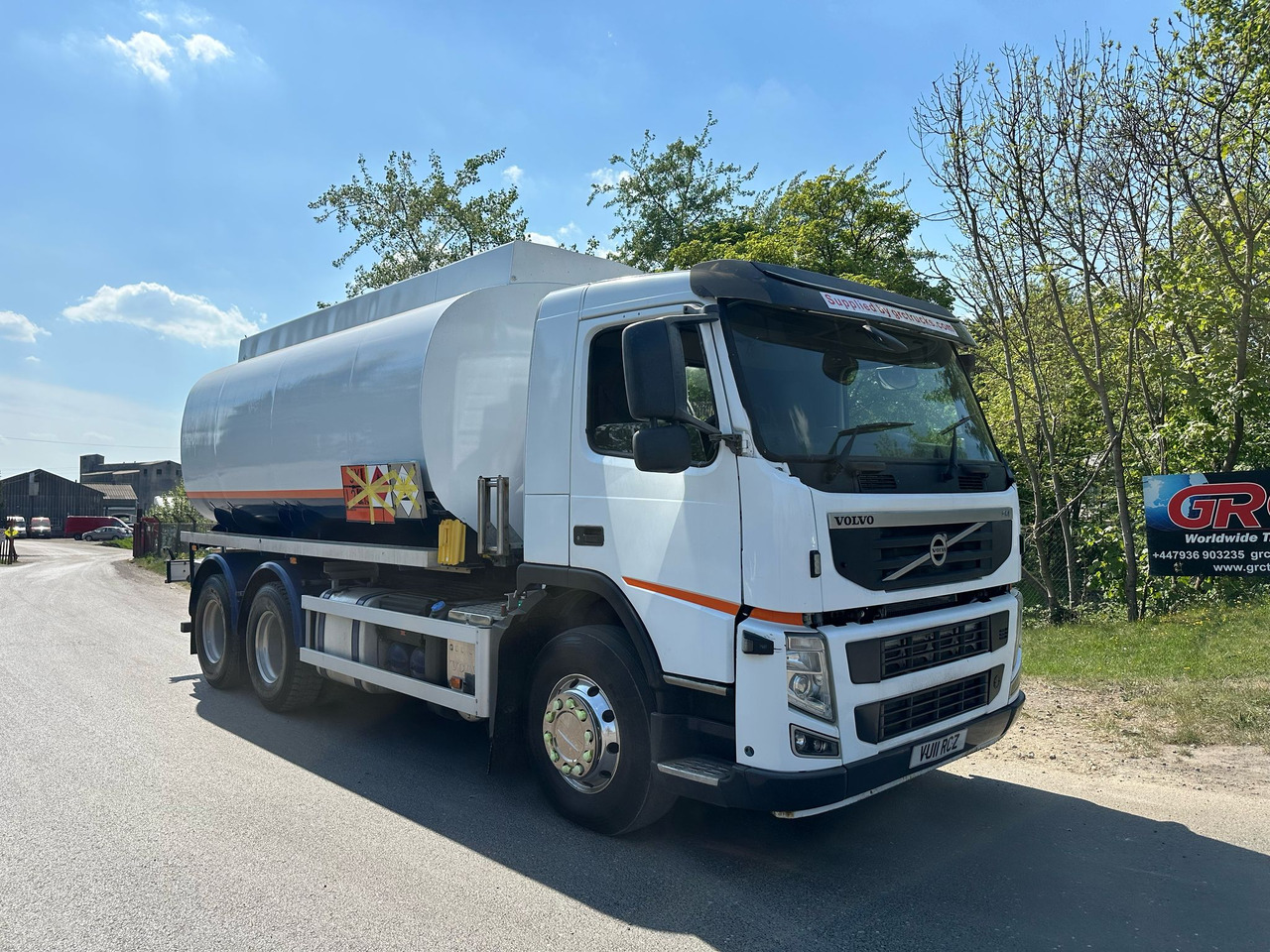 2011 Volvo FM Fuel Tanker - Tank truck: picture 5 2011 Volvo FM Fuel Tanker - Tank truck: picture 5