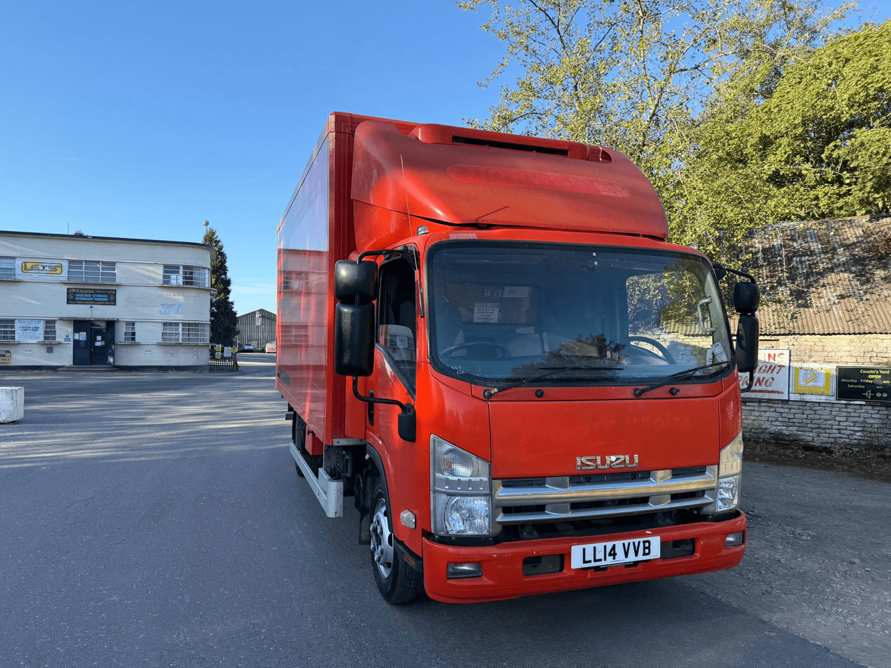 2014 Izuzu Refrigerated Truck - Refrigerator truck: picture 4 2014 Izuzu Refrigerated Truck - Refrigerator truck: picture 4