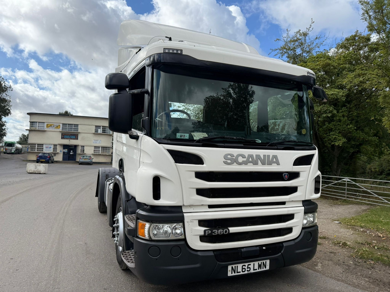 2015 Scania P360 Tractor Unit - Tractor unit: picture 3 2015 Scania P360 Tractor Unit - Tractor unit: picture 3
