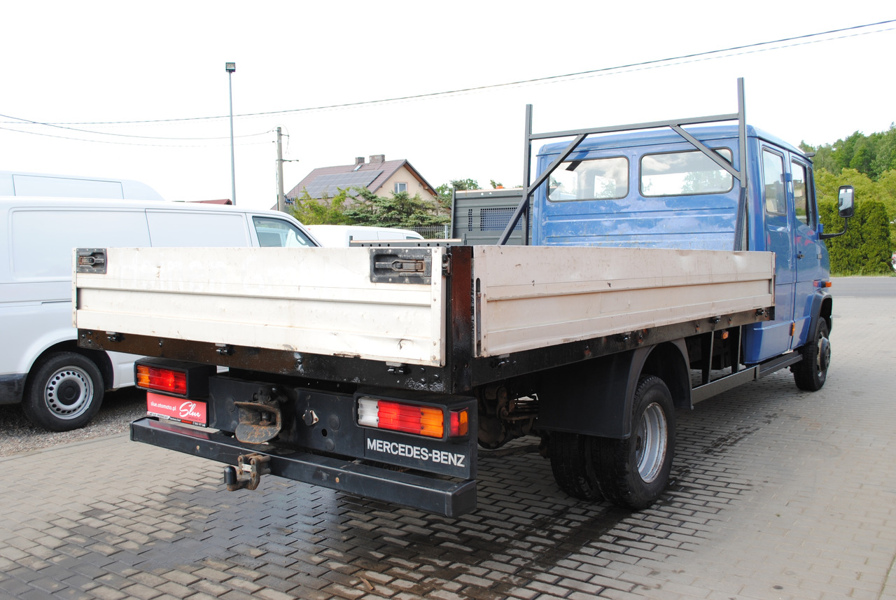 Mercedes-Benz 711D Doka Dubel Kabina Pritsche Doppelkabine - Dropside/ Flatbed truck: picture 4 Mercedes-Benz 711D Doka Dubel Kabina Pritsche Doppelkabine - Dropside/ Flatbed truck: picture 4