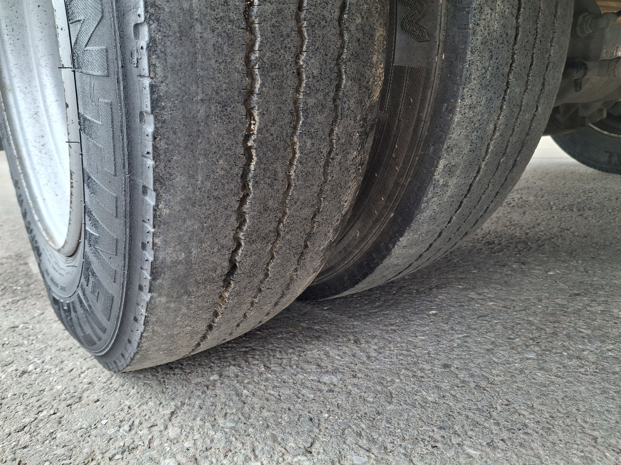 Tipper RENAULT D7.5 Wywrotka Kipper 3 Stronna 2015r 84 Tyś KM: picture 8 Tipper RENAULT D7.5 Wywrotka Kipper 3 Stronna 2015r 84 Tyś KM: picture 8