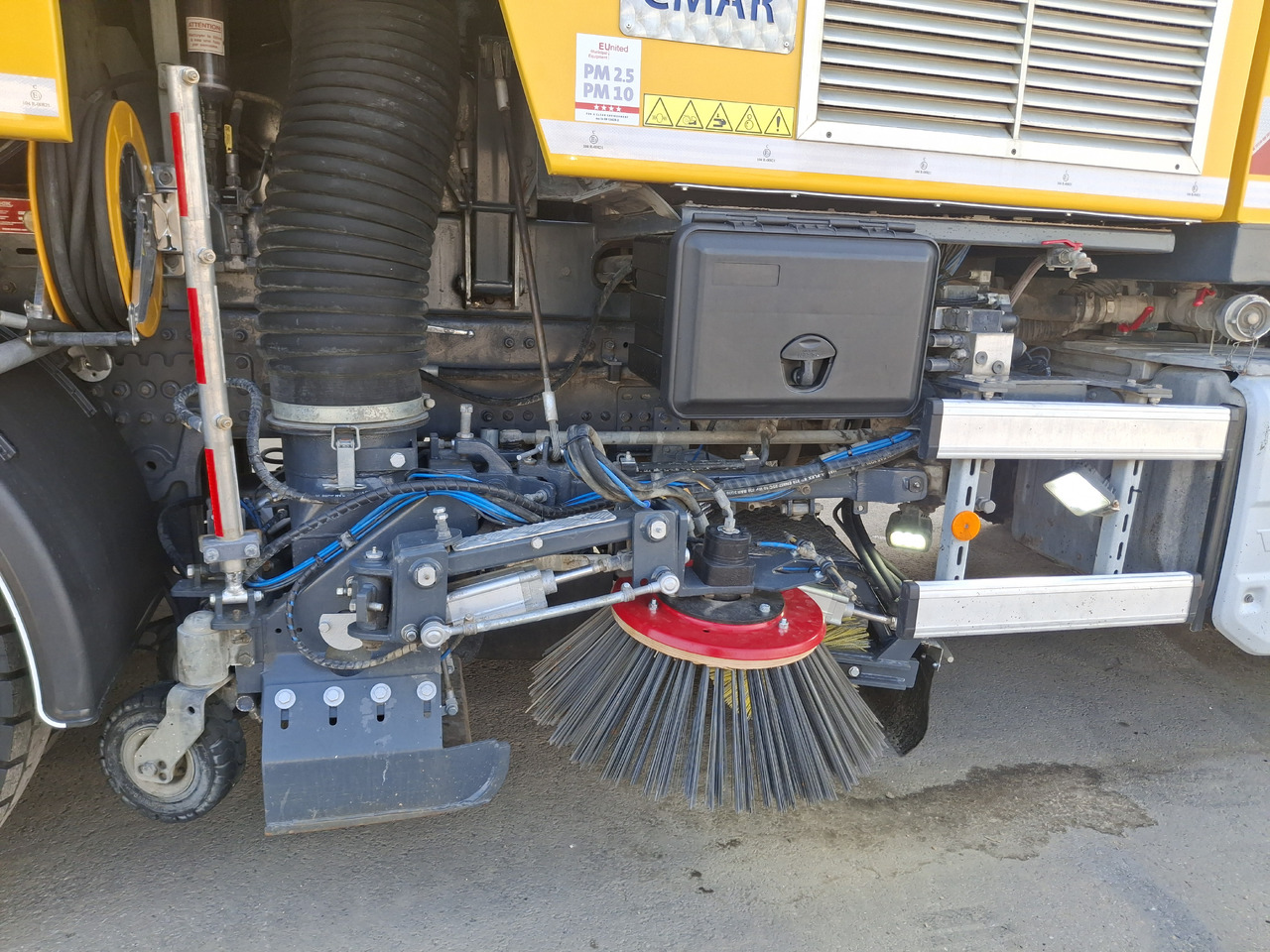 Road sweeper VOLVO FMX 420 Zamiatarka Kehrmaschine Euro 6 PM2.5 BROCK VS 7 TECH Karcher L/R 2145 Mth 2021r: picture 11