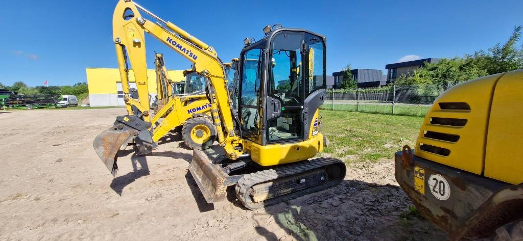 Komatsu PC 26 MR - Mini excavator: picture 4 Komatsu PC 26 MR - Mini excavator: picture 4
