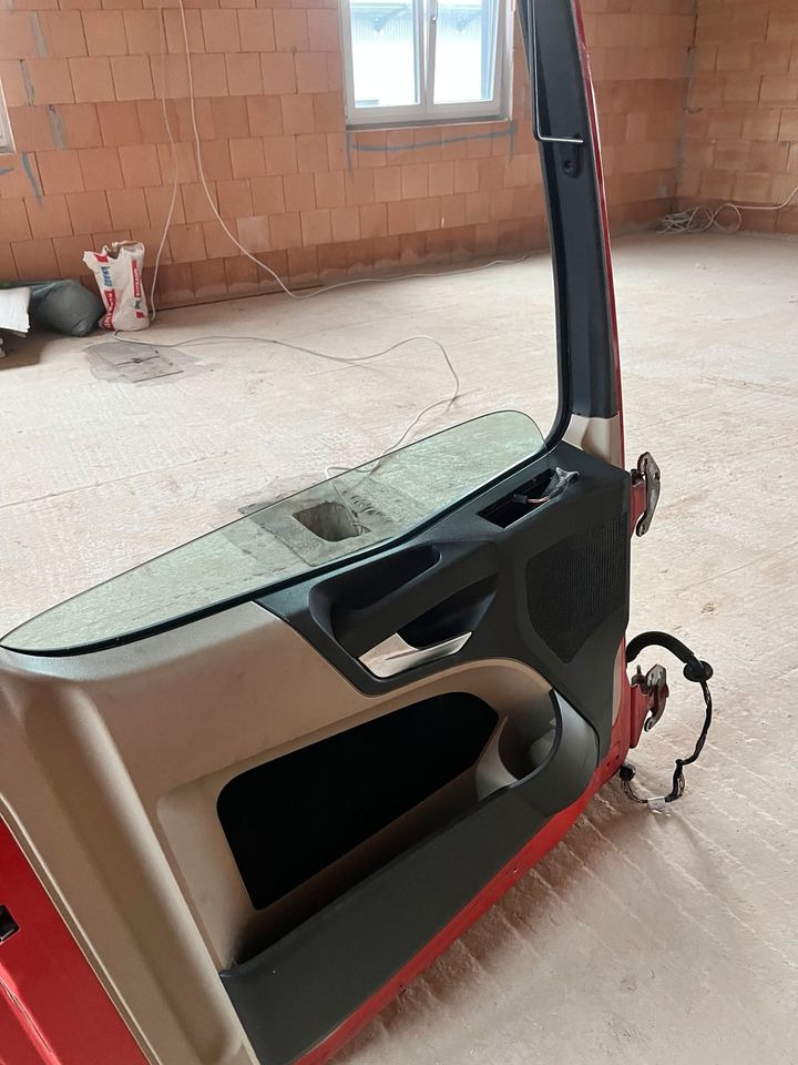 Mercedes Actros MP4 Tür links - Door and parts for Truck: picture 1 Mercedes Actros MP4 Tür links - Door and parts for Truck: picture 1