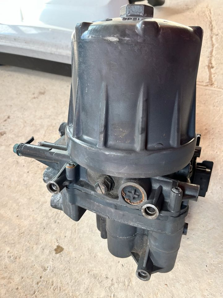 Mercedes MP4 A 0014463664 EAPU HIGH Haldex Lufttrockner - Spare parts for Truck: picture 3 Mercedes MP4 A 0014463664 EAPU HIGH Haldex Lufttrockner - Spare parts for Truck: picture 3