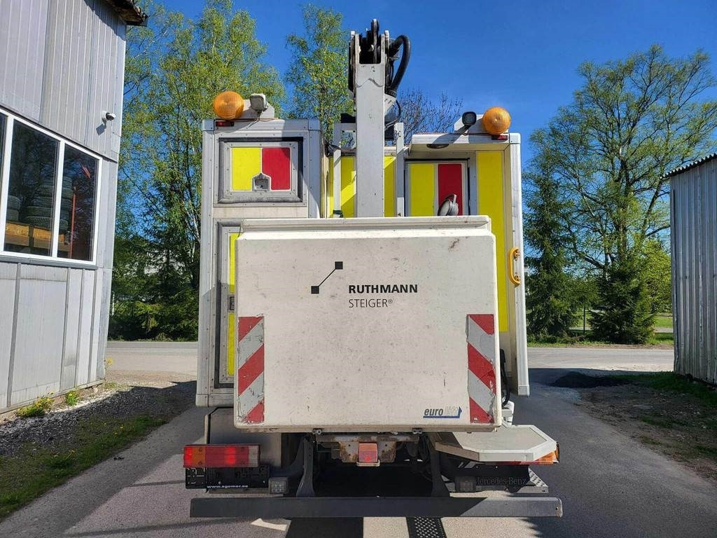 Mercedes-Benz ATEGO 822/ RUTHMANN STEIGER TK145 - Truck mounted aerial platform: picture 5 Mercedes-Benz ATEGO 822/ RUTHMANN STEIGER TK145 - Truck mounted aerial platform: picture 5
