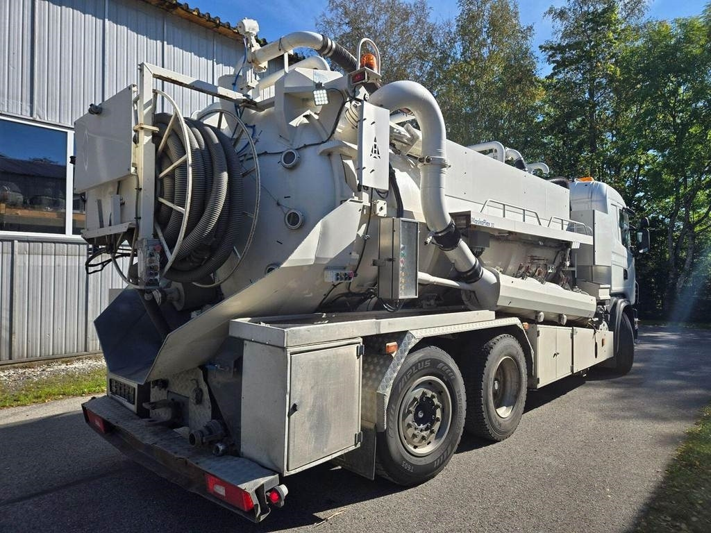 Scania G420 6X2 J. Hvidtved Larsen  - Vacuum truck: picture 4 Scania G420 6X2 J. Hvidtved Larsen  - Vacuum truck: picture 4