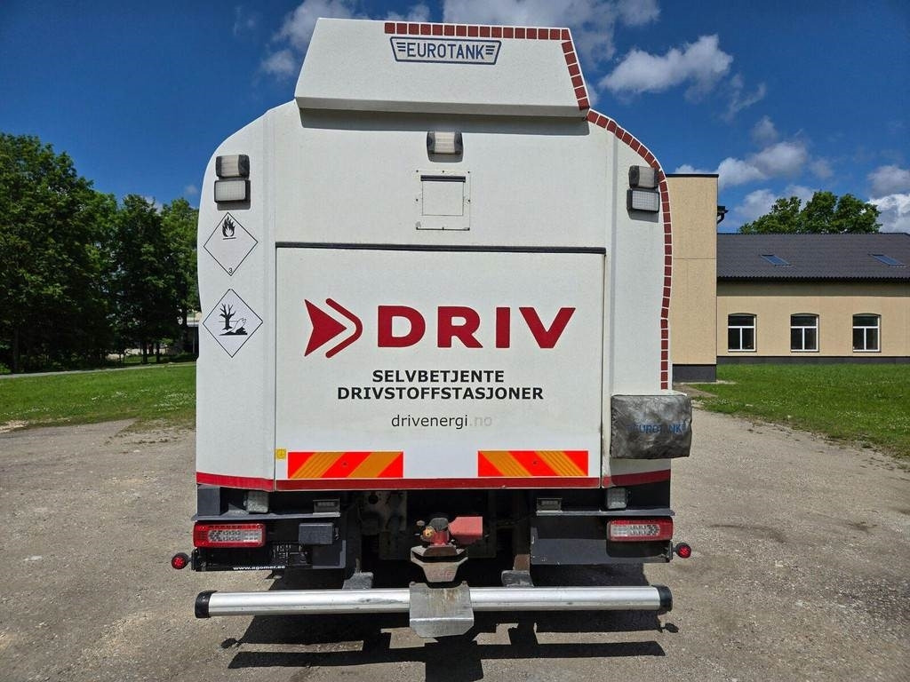 Volvo FH540 6x2 ADR - Tank truck: picture 3 Volvo FH540 6x2 ADR - Tank truck: picture 3