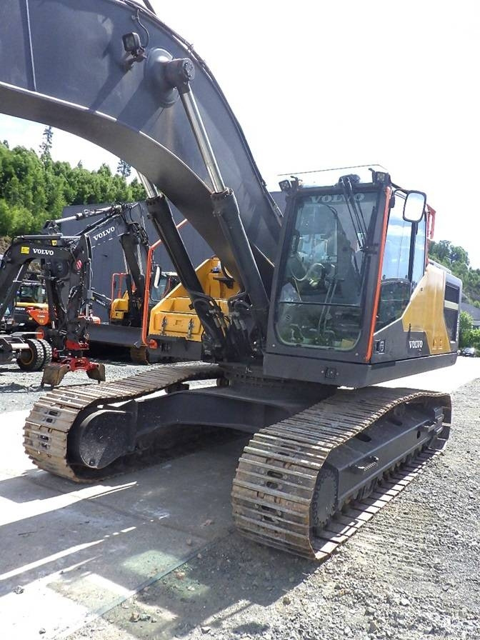 Volvo EC 300 E - Crawler excavator: picture 2 Volvo EC 300 E - Crawler excavator: picture 2