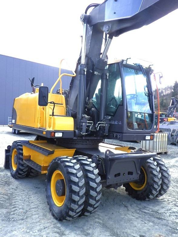 Volvo EW 180 C - Wheel excavator: picture 4 Volvo EW 180 C - Wheel excavator: picture 4