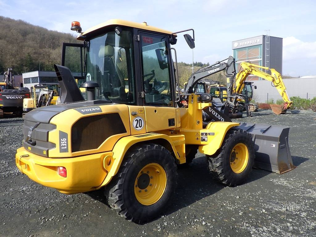 Volvo L 35 G - Wheel loader: picture 3 Volvo L 35 G - Wheel loader: picture 3