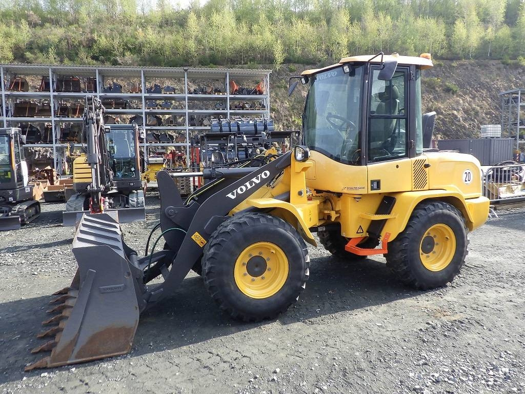 Volvo L 35 G - Wheel loader: picture 1 Volvo L 35 G - Wheel loader: picture 1