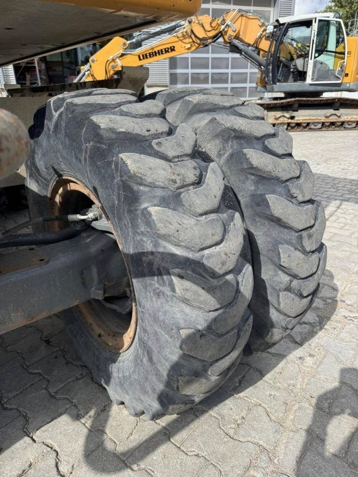 Wheel excavator Liebherr A 920 Litronic: picture 17