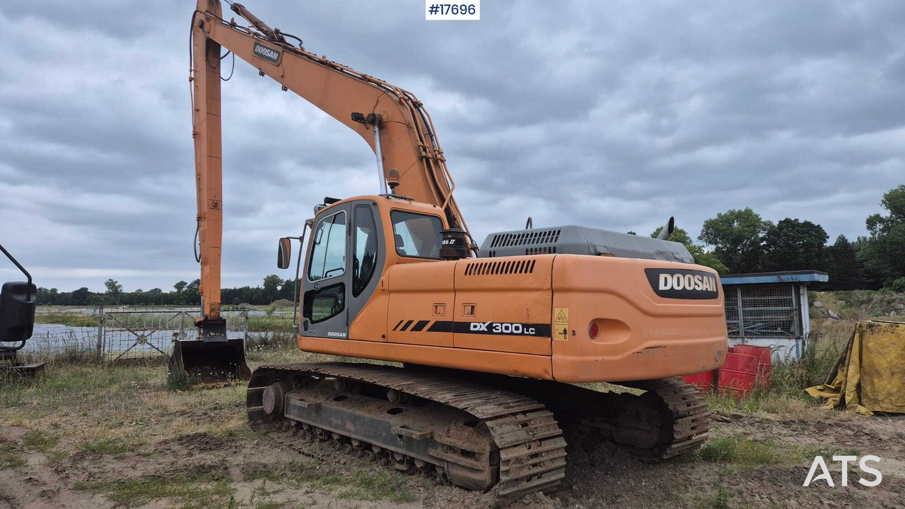 2006 Doosan DX 300 LC - Crawler excavator: picture 2 2006 Doosan DX 300 LC - Crawler excavator: picture 2