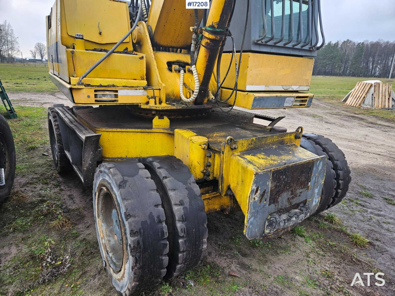 Industry excavator COLMAR 401 (2005) - Wheel excavator: picture 3 Industry excavator COLMAR 401 (2005) - Wheel excavator: picture 3