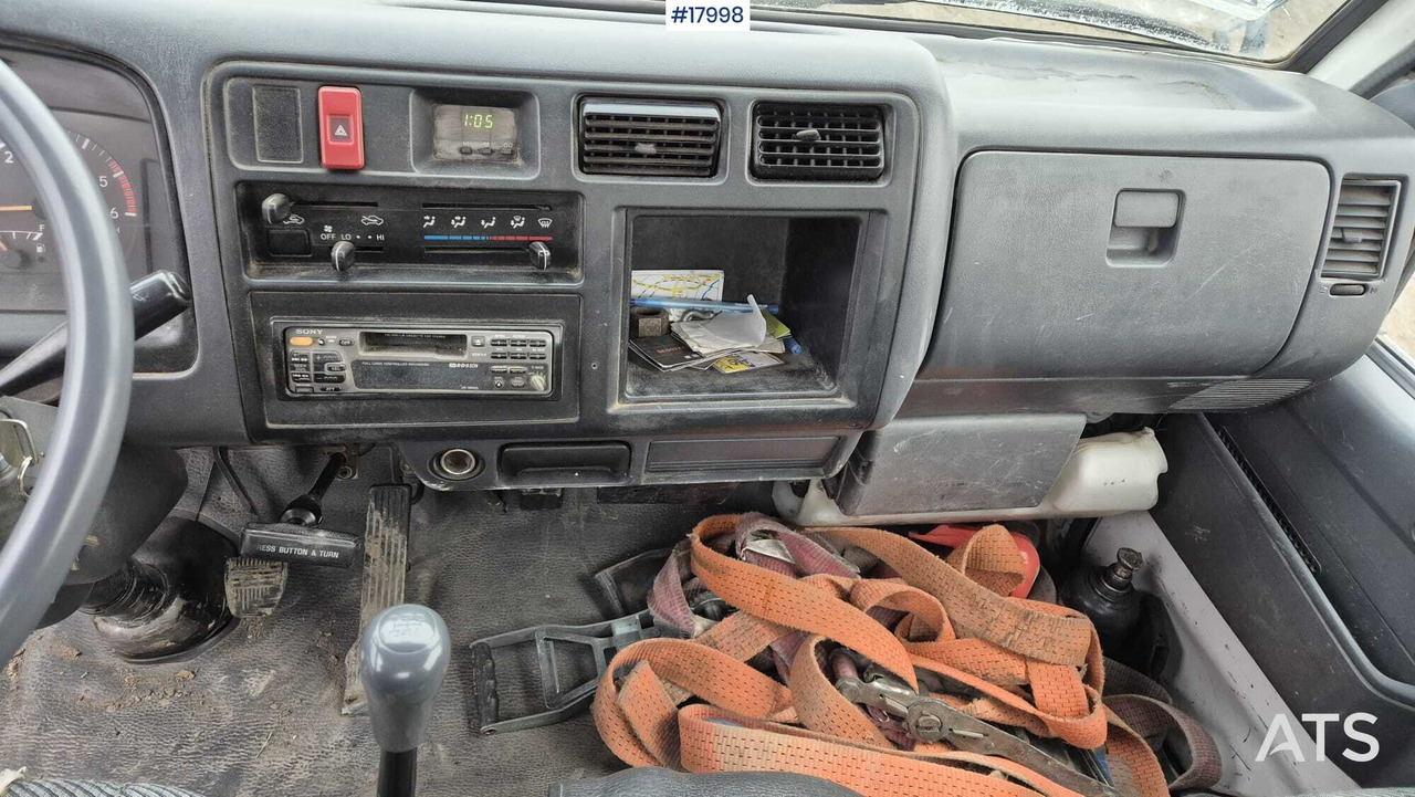 Tipper TOYOTA DYNA 3.5t dump truck (1999): picture 15 Tipper TOYOTA DYNA 3.5t dump truck (1999): picture 15