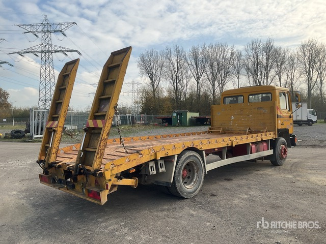 2000 MAN 18.232 4x2 Flatbed Truck - Dropside/ Flatbed truck: picture 3 2000 MAN 18.232 4x2 Flatbed Truck - Dropside/ Flatbed truck: picture 3