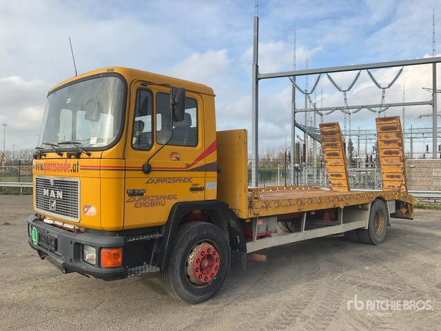 2000 MAN 18.232 4x2 Flatbed Truck - Dropside/ Flatbed truck: picture 1 2000 MAN 18.232 4x2 Flatbed Truck - Dropside/ Flatbed truck: picture 1