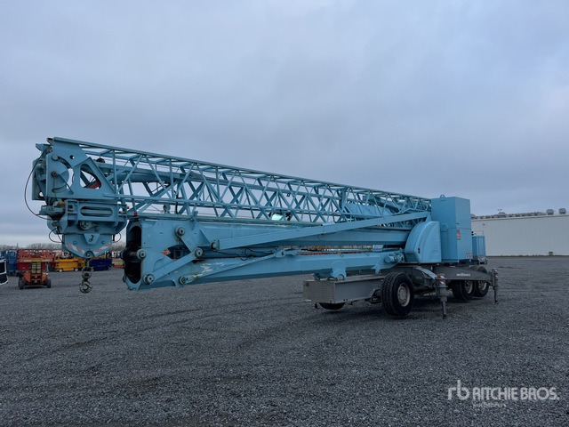 2007 Potain IGO32 Tri/A Self-Erecting Mobile Tower Crane - Self-erecting tower crane: picture 2 2007 Potain IGO32 Tri/A Self-Erecting Mobile Tower Crane - Self-erecting tower crane: picture 2