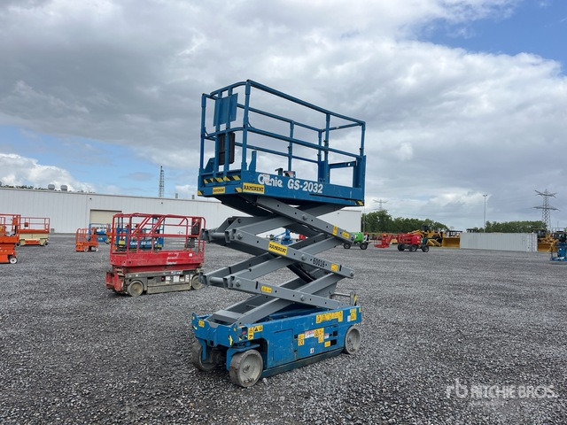 2008 Genie GS-2032 Electric Scissor Lift - Scissor lift: picture 1 2008 Genie GS-2032 Electric Scissor Lift - Scissor lift: picture 1