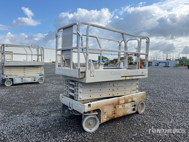 2008 Genie GS-2646 Electric Scissor Lift - Scissor lift: picture 2 2008 Genie GS-2646 Electric Scissor Lift - Scissor lift: picture 2